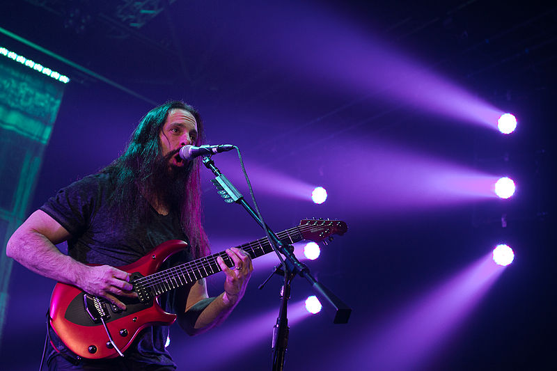 John Petrucci Photo: Markus Hillgärtner